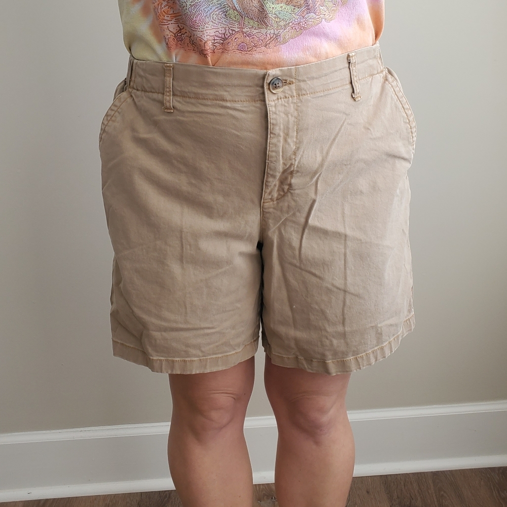 Old Navy Women's Beige Shorts